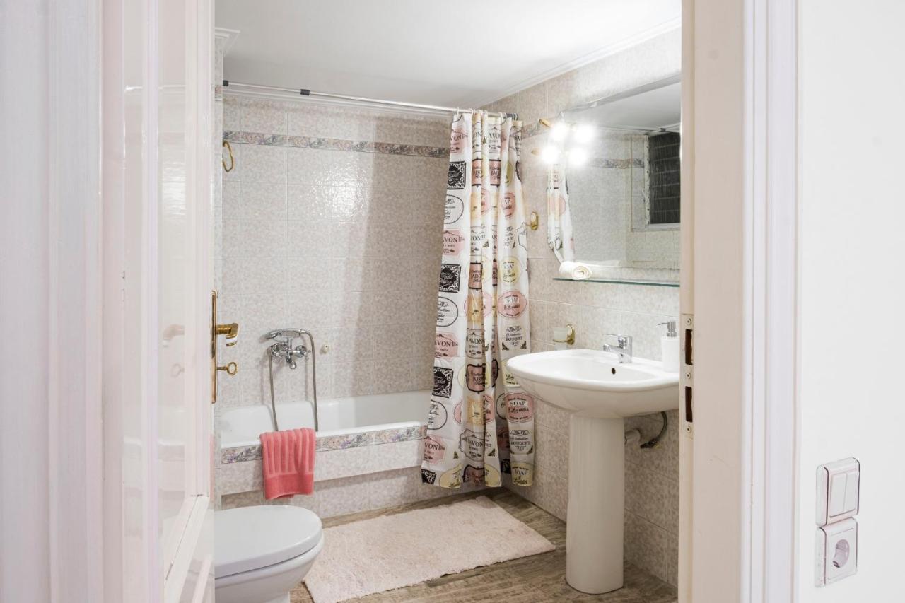 The Home Sweet Home - Family Friendly 2 Floor Apartment Kalamáta Buitenkant foto