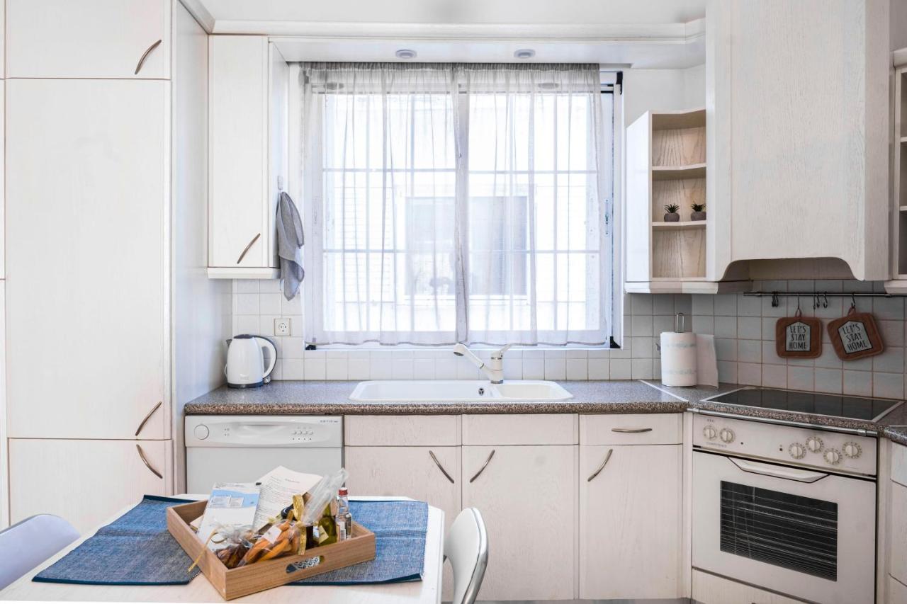 The Home Sweet Home - Family Friendly 2 Floor Apartment Kalamáta Buitenkant foto